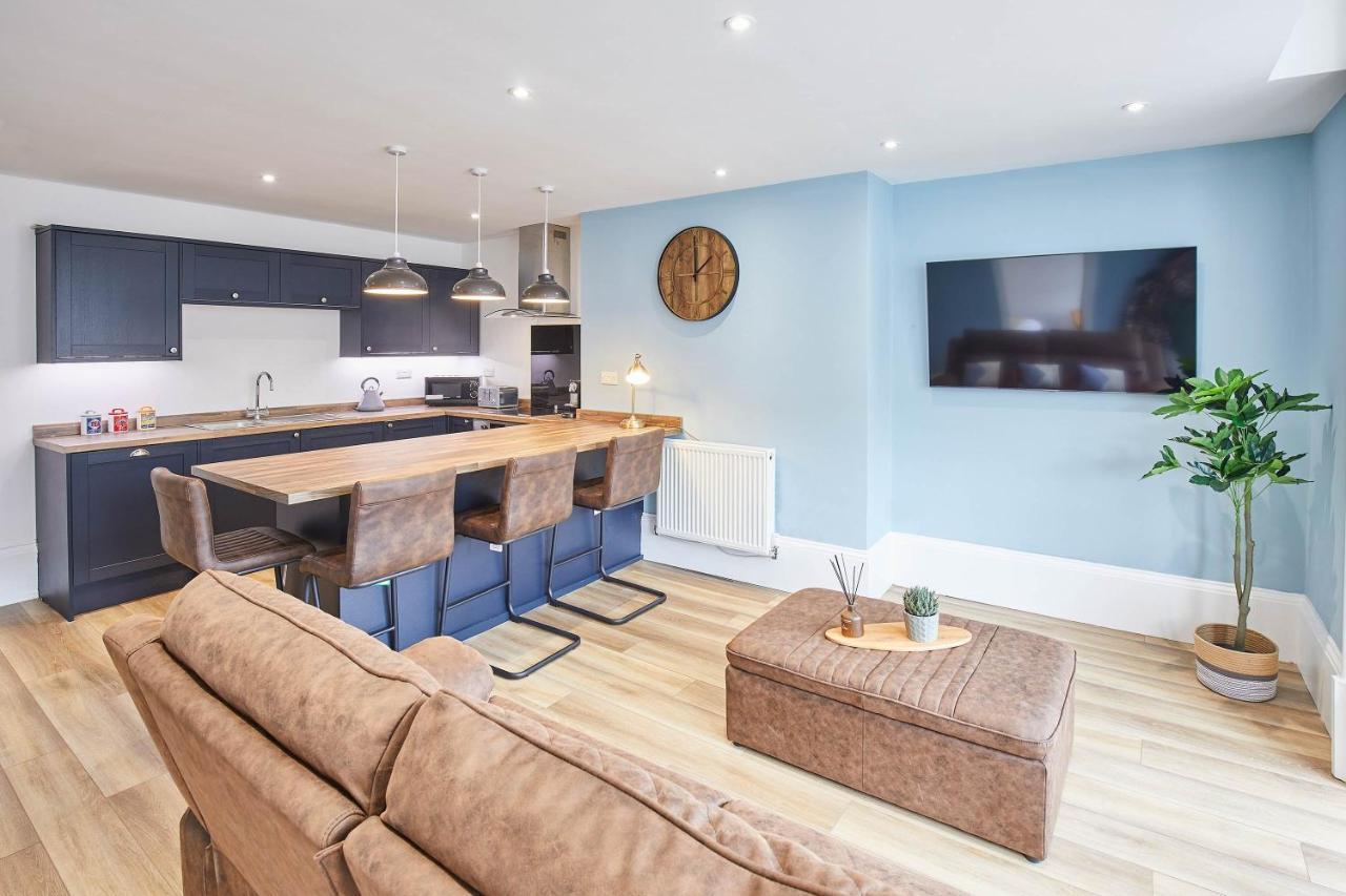 Host & - Seaside Apartment *